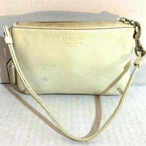 Coach vintage beige leather wristlet wallet